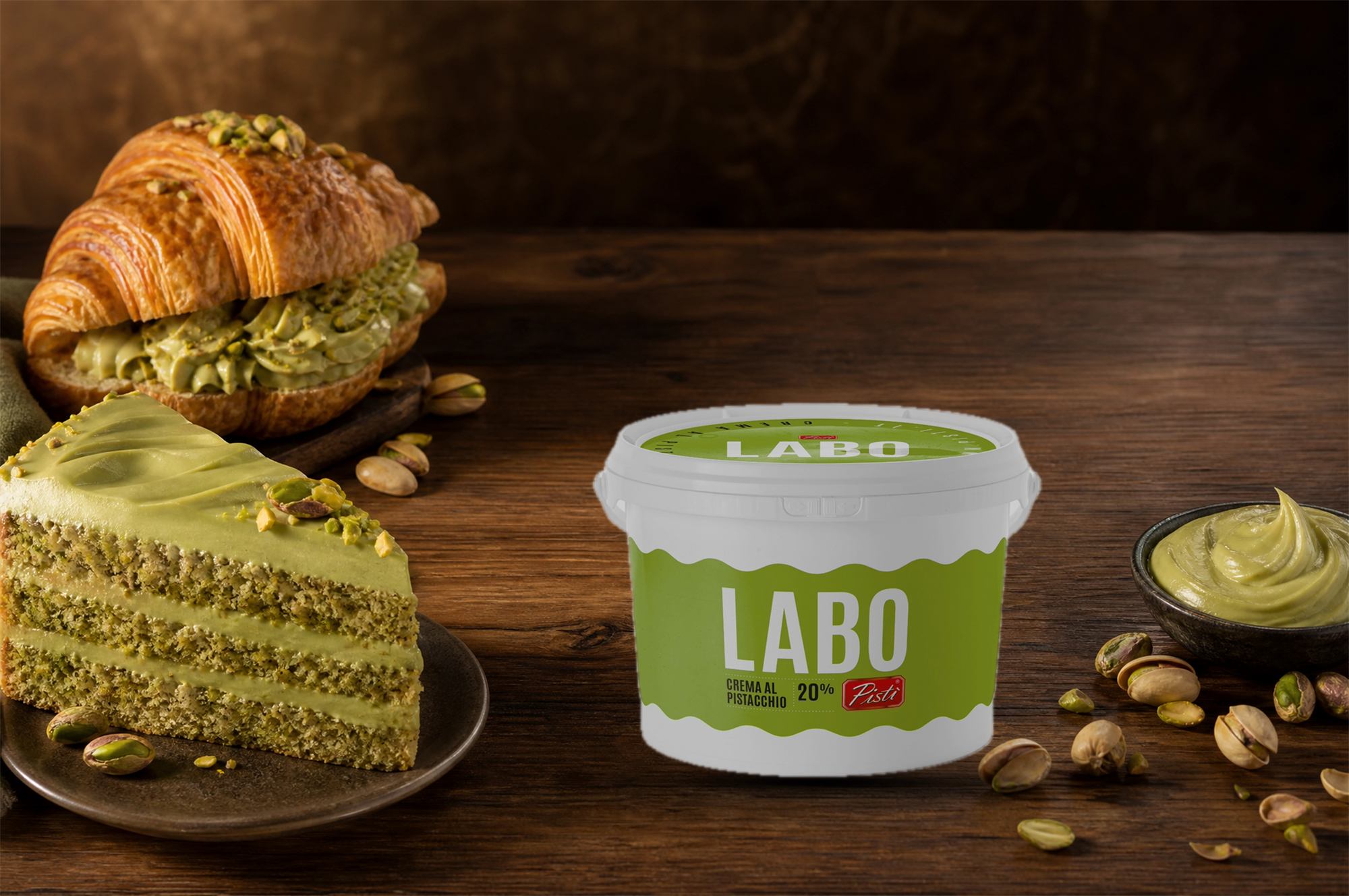 Pistì LABO pistachio cream pail with pastries